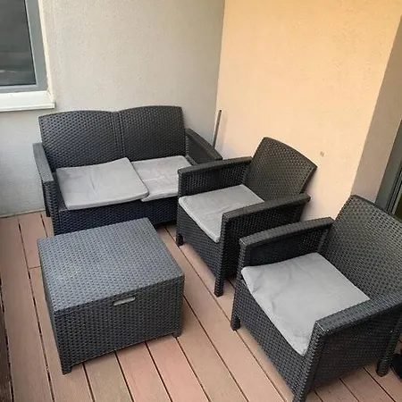 Your 6 With Parking *