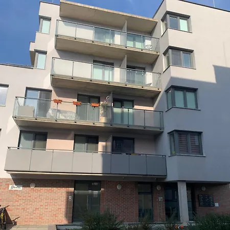 Your 6 With Parking Apartmán