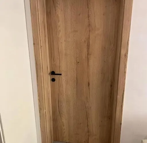 Your 6 With Parking Appartement