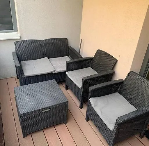 Your 6 With Parking *