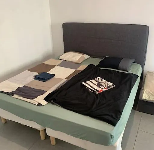 Your 6 With Parking Appartement